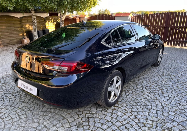 Opel Insignia cena 60900 przebieg: 179000, rok produkcji 2019 z Brwinów małe 232